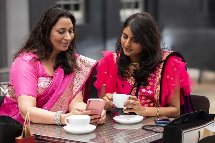 Supportive Herpes Dating for Mature Women in India